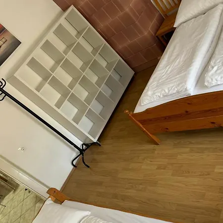 Ady Gold Five Apartmán